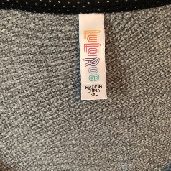 LuLaRoe Lynnae  Polka Dot Long Sleeve Top 3XL - Picture 2 of 4